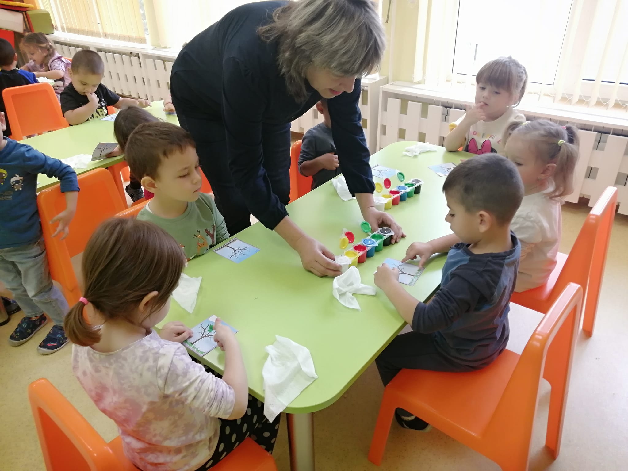 ДГ Райна Княгиня гр. Панагюрище - група Вълшебен свят